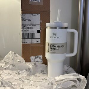 Brand New Stanley Cup 40oz Quencher